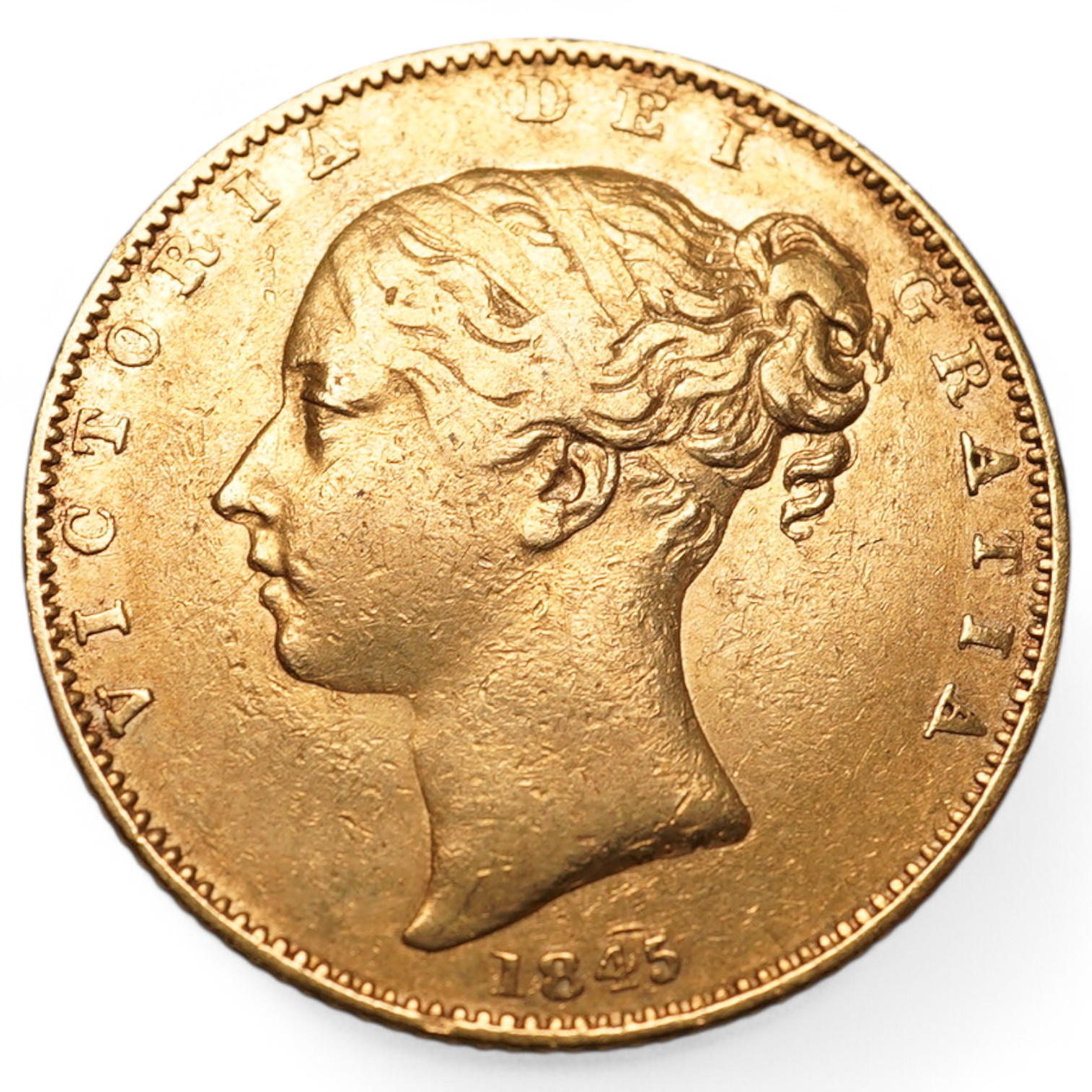 British gold coins, Victoria, gold sovereign, first shield, 1845, fine or better